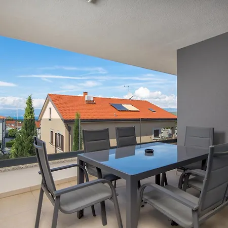 Stella & Gloria Apartman